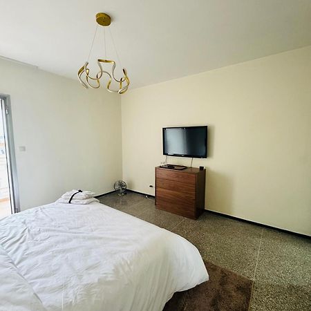 Appartement Spacieux - Bd Anfa Casablanca Eksteriør bilde