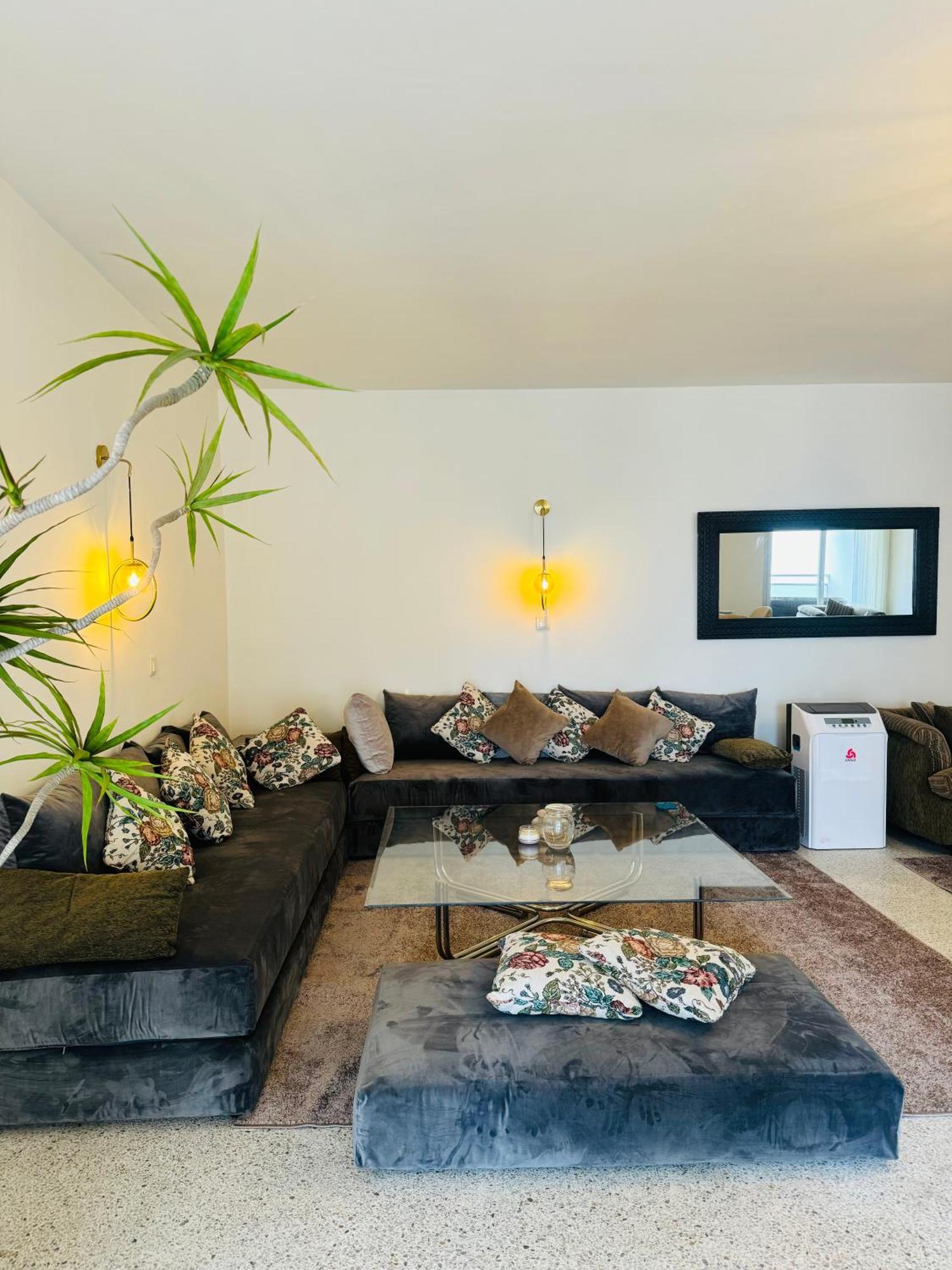 Appartement Spacieux - Bd Anfa Casablanca Eksteriør bilde