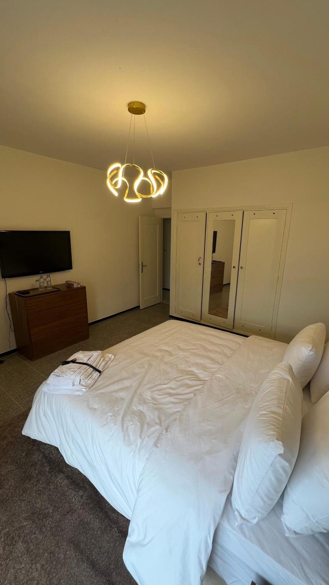 Appartement Spacieux - Bd Anfa Casablanca Eksteriør bilde